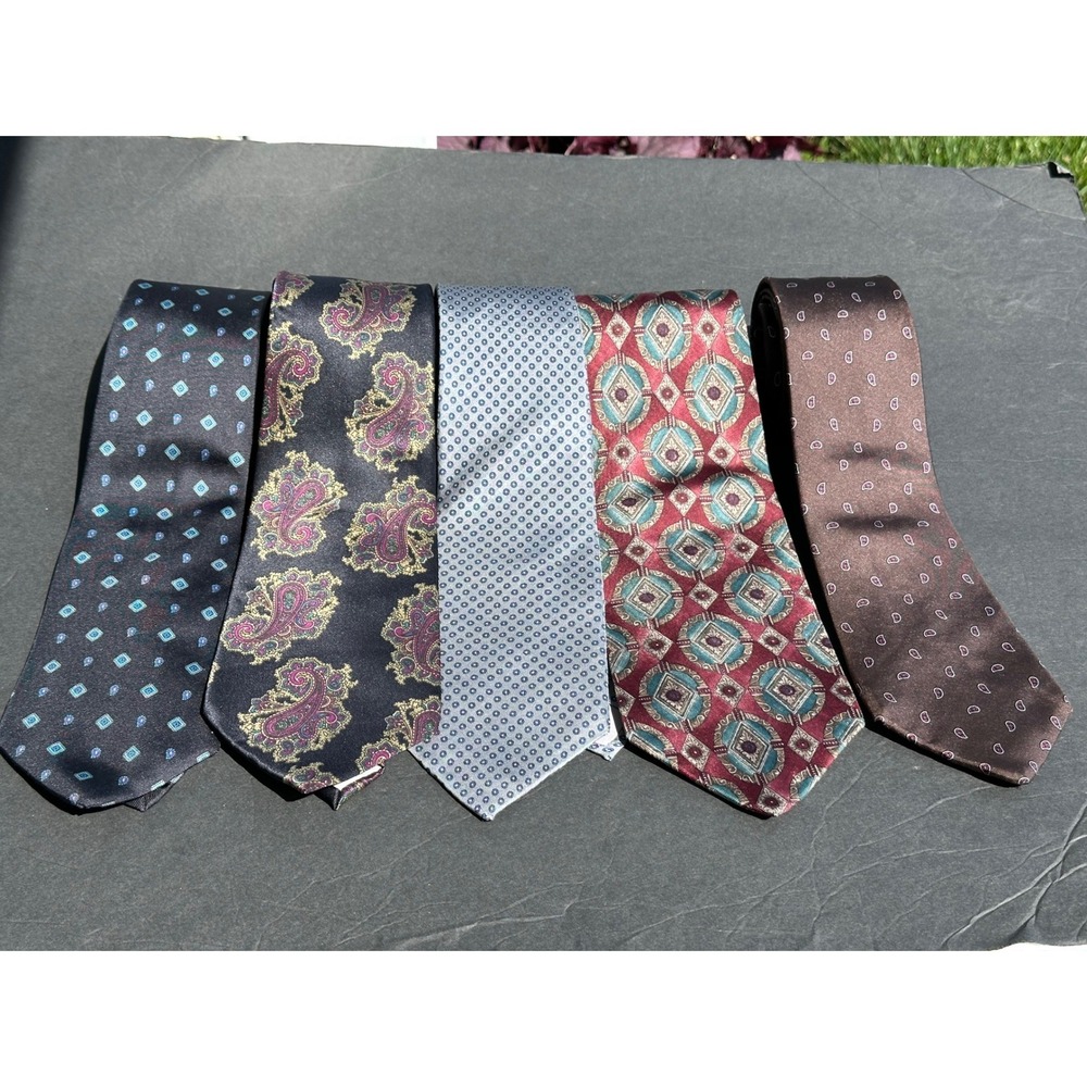 Lot of 5 Men Silk Ties Hardy Amies Etienne Aigner Egon Von Furstenberg Paisley‎